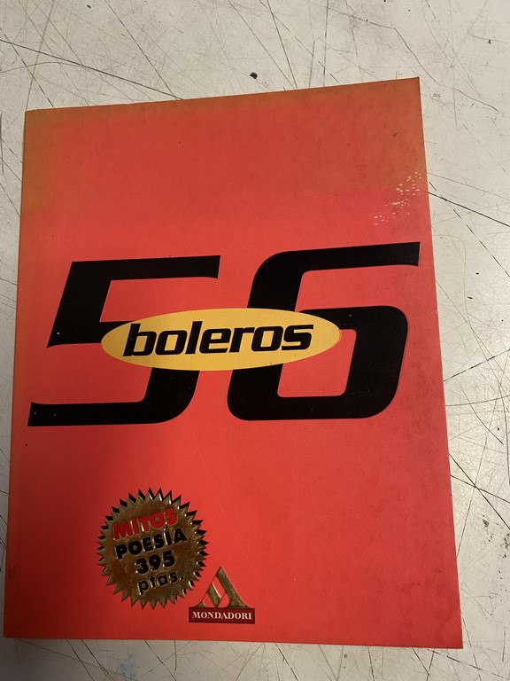 56 BOLEROS.