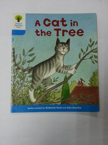 A cat in the tree