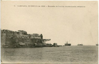 ANTIGUA POSTAL DE MELILLA. 6. CAMPAÑA DE MELILLA 1909. ENTRADA DE BARCOS CONDUCIENDO REFUERZOS/OLD POSTCARD. WAR SPAIN AGAINST MOROCCO.