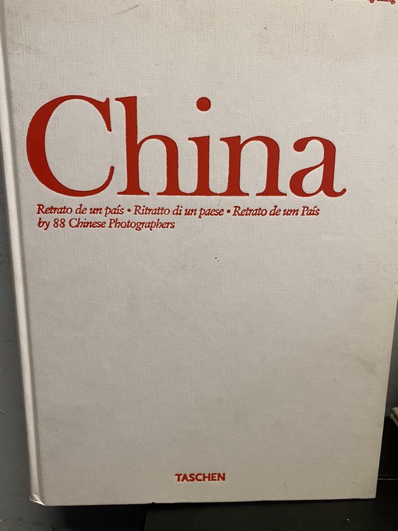 CHINA RETRATO DE UN PAIS / CHINA RITRATTO DI UN PAESE / CHINA RETRATO DE UM PAIS.