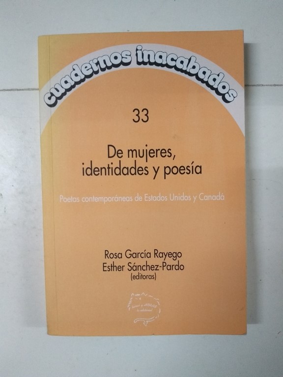 De mujeres, identidades y poesía