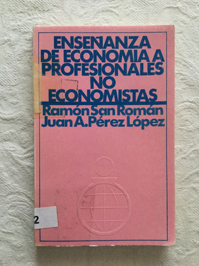 Enseñanza de economía a profesionales no economistas