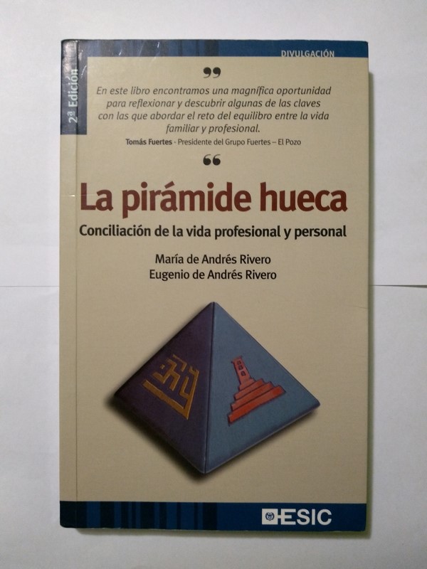 La pirámide hueca