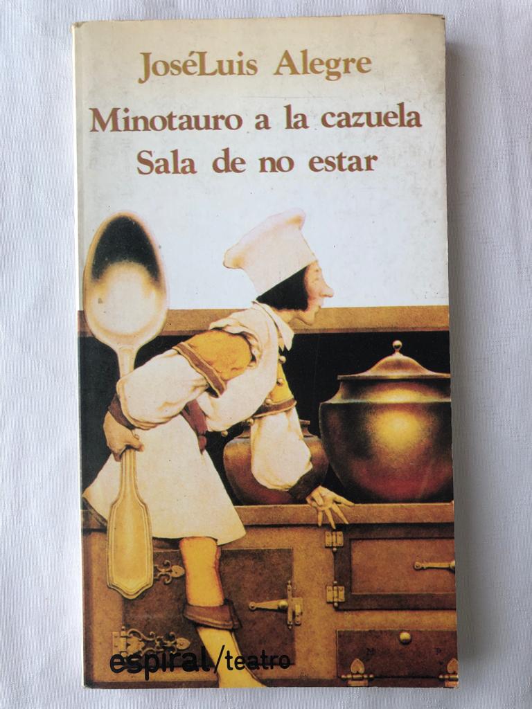 Minotauro a la cazuela. sala de no estar