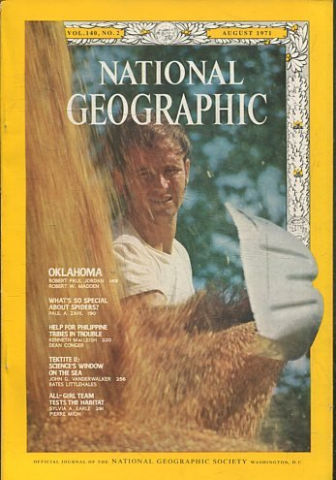 NATIONAL GEOGRAPHIC VOL. 140, Nº 2. AUGUST 1971. OKLAHOMA. WHAT'S SO SPECIAL ABOUT SPIDERS?