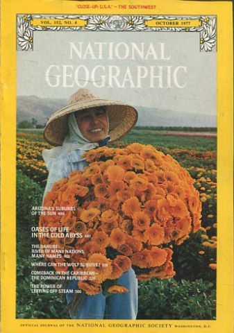 NATIONAL GEOGRAPHIC. VOL. 152, Nº 4. ARIZONA'S SUBURBS OF THE SUN.