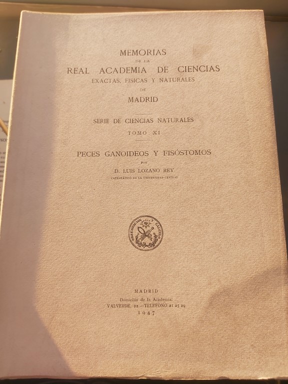 PECES GANOIDEOS Y FISÓSTOMOS.