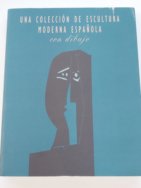 Una Colección de Escultura  Moderna Española con dibujo